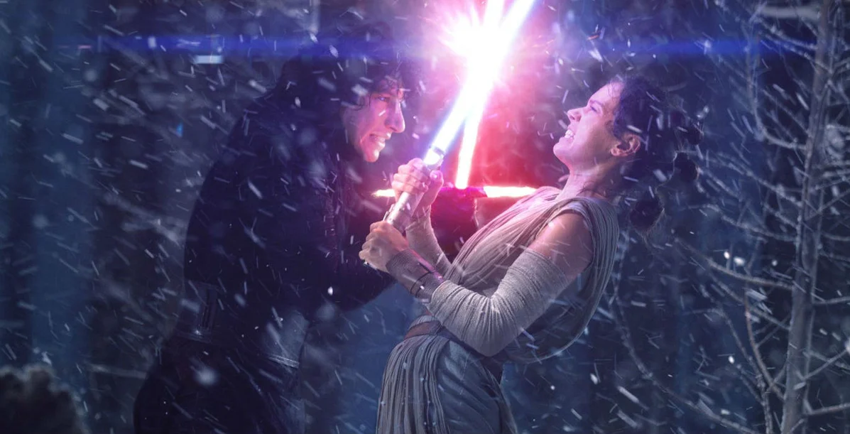 Star Wars 9 Will Build on Kylo Ren & Rey's Last Jedi Relationship